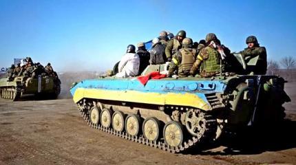 Украинских солдат снова пачками кладут под Дебальцево Украинских солдат снова пачками кладут под Дебальцево