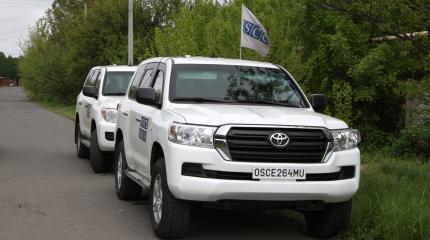 В ДНР обнаружили бомбу на маршруте следования ОБСЕ В ДНР обнаружили бомбу на маршруте следования ОБСЕ