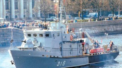 Тральщик для ВМС Казахстана спустят на воду в Санкт-Петербурге