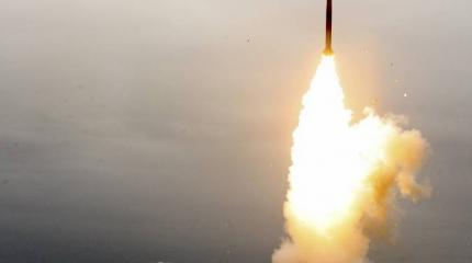 Комплекс ПВО С-300 в ходе проверки сбил учебную мишень над Тихим океаном Комплекс ПВО С-300 в ходе проверки сбил учебную мишень над Тихим океаном