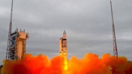 США опасаются русских маневрирующих военных спутников США опасаются русских маневрирующих военных спутников
