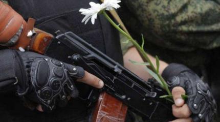 На линии огня: на юго-востоке Украины получают ранения и гибнут журналисты На линии огня: на юго-востоке Украины получают ранения и гибнут журналисты