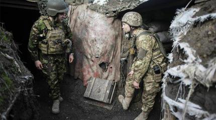 Безумие войны в Донбассе: Бойцы ВСУ расстреливают не только ополченцев