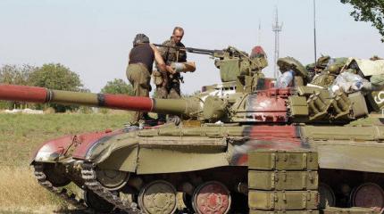Отряд Безлера сообщает об обстрелах позиций украинскими войсками Отряд Безлера сообщает об обстрелах позиций украинскими войсками