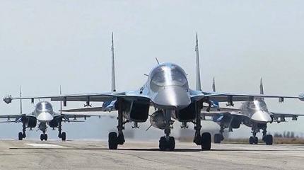 Новая группа самолетов ВКС вылетела с авиабазы Хмеймим в Россию Новая группа самолетов ВКС вылетела с авиабазы Хмеймим в Россию