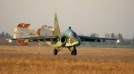 Строевые штурмовики Су-25 "Грачи" оснастят новым всепогодным  радаром МФ2