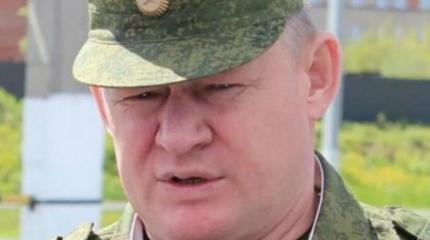 Генерал-лейтенант Сердюков возглавит ВДВ России Генерал-лейтенант Сердюков возглавит ВДВ России