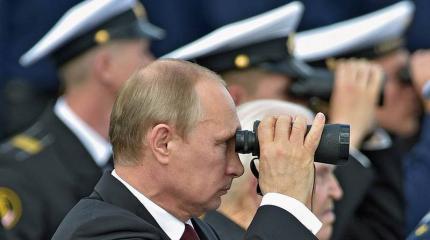 Путин уверен, что Россия способна преодолеть новые вызовы в сфере ВПК
