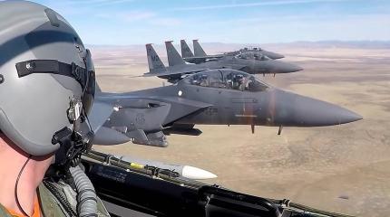 Новые F-15EX ВВС США могут защитить себя и все самолеты вокруг