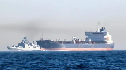 Насмешка над Стармером: российские танкеры прошли в водах Британии
