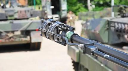 Немцы в ярости: ЗРК Patriot русские уничтожили прямо во время разгрузки Немцы в ярости: ЗРК Patriot русские уничтожили прямо во время разгрузки