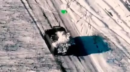 Один гусеничный робот "Омич-2" выполняет работу за десятерых бойцов