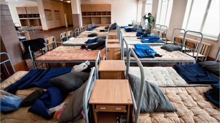 АТОшников отправили отдыхать, а поселили в казармах без света, воды и тепла