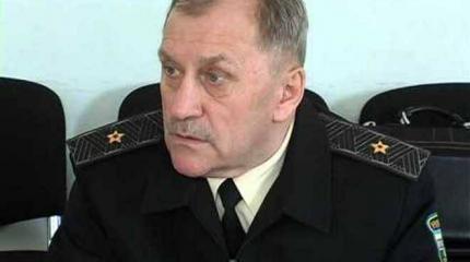 Порошенко оставил без наград пограничника, что увел украинские корабли из Крыма Порошенко оставил без наград пограничника, что увел украинские корабли из Крыма