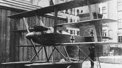 Опытный гидросамолет-истребитель Sablatnig SF.4. Германия Опытный гидросамолет-истребитель Sablatnig SF.4. Германия