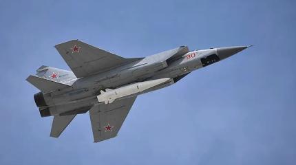Аэробаллистический Х-47 "Кинжал" стал кошмаром для ВСУ и НАТО Аэробаллистический Х-47 "Кинжал" стал кошмаром для ВСУ и НАТО