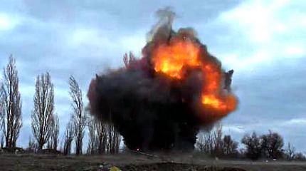 Солдат ВСУ подорвался на растяжке возле поселка Крымский в зоне АТО Солдат ВСУ подорвался на растяжке возле поселка Крымский в зоне АТО