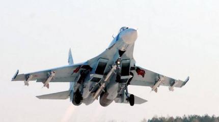 Недалеко от территориальных вод Латвии замечены российские военные корабли и самолеты Недалеко от территориальных вод Латвии замечены российские военные корабли и самолеты