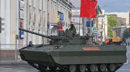 БМД-4М с новой защитой замечены на репетиции Парада Победы в Москве БМД-4М с новой защитой замечены на репетиции Парада Победы в Москве