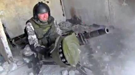 Подразделения Моторолы и Гиви держат оборону в аэропорту Донецка Подразделения Моторолы и Гиви держат оборону в аэропорту Донецка