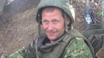 Ополченец Чуб: ВСУ бьют по жилым домам прямой наводкой Ополченец Чуб: ВСУ бьют по жилым домам прямой наводкой