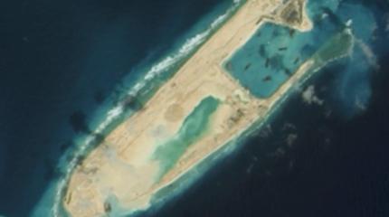 Китайские рукотворные острова против ВМС США Китайские рукотворные острова против ВМС США