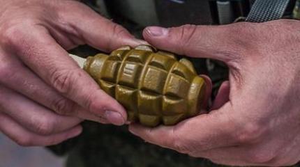 Украинские десантники «случайно» подорвались на собственной гранате Украинские десантники «случайно» подорвались на собственной гранате
