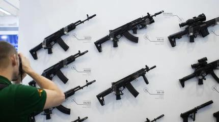 На фронте требуют больше: «Калашников» нарастил выпуск складных винтовок