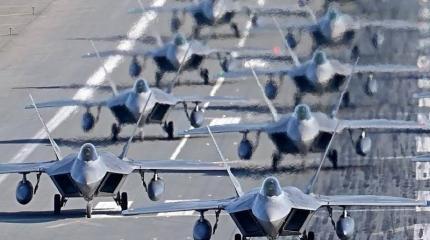 США угрожают России флотом «невидимок» F-22