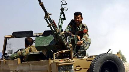 Войска Асада окружают боевиков ИГИЛ на военном аэродроме Войска Асада окружают боевиков ИГИЛ на военном аэродроме