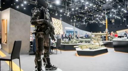 Боец-киборг: в России разработали экзоскелет «Витязь» для суперсолдат