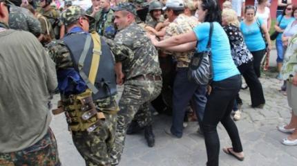 Харьков не верит ласковым военкомам