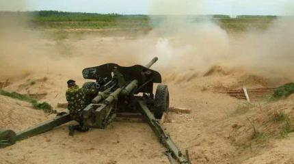 В трех районах Донецка слышны выстрелы из тяжелых орудий В трех районах Донецка слышны выстрелы из тяжелых орудий