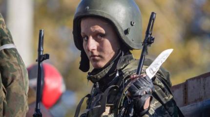 За свою землю: женщины в Донбассе, воюющие по разные стороны фронта