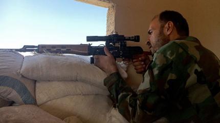 «Можешь поверить, что мы едем на войну?» Одна ночь с сирийскими снайперами «Можешь поверить, что мы едем на войну?» Одна ночь с сирийскими снайперами