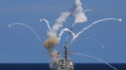 Ракета SM-2 взорвалась при запуске на борту американского эсминца Ракета SM-2 взорвалась при запуске на борту американского эсминца