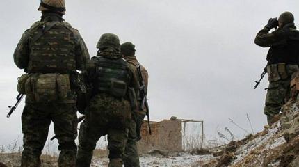 В Песках оккупанты боятся окружения и устраивают пьяные перестрелки между собой В Песках оккупанты боятся окружения и устраивают пьяные перестрелки между собой