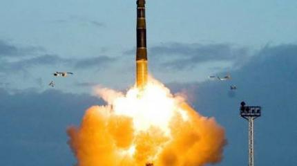 Россия создаст космическую систему обнаружения ракетных пусков Россия создаст космическую систему обнаружения ракетных пусков