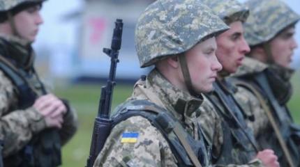 Кабмин Украины одобрил изменения в госбюджет для обороны Кабмин Украины одобрил изменения в госбюджет для обороны