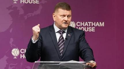 Залужный: «Образовалась 10−15-километровая зона абсолютной смерти» Залужный: «Образовалась 10−15-километровая зона абсолютной смерти»