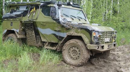 Новейший бронеавтомобиль «Скорпион» выпустили в нескольких модификациях Новейший бронеавтомобиль «Скорпион» выпустили в нескольких модификациях
