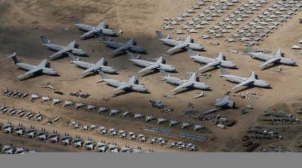 За базу в Термезе США сулят Узбекистану $1 млрд в год За базу в Термезе США сулят Узбекистану $1 млрд в год