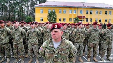 Высшее военное командование США едет на Украину Высшее военное командование США едет на Украину