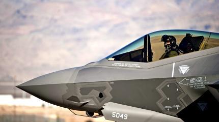 «Нереальный» самолет: Пентагон объяснил проблемы с F-35 «Нереальный» самолет: Пентагон объяснил проблемы с F-35