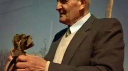 Я вытряхнул Гитлера из мешка: ветеран ВОВ рассказал, как кремировал фюрера Я вытряхнул Гитлера из мешка: ветеран ВОВ рассказал, как кремировал фюрера