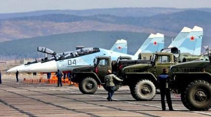 Эскадрилья новейших истребителей Су-30СМ развернута в Крыму Эскадрилья новейших истребителей Су-30СМ развернута в Крыму
