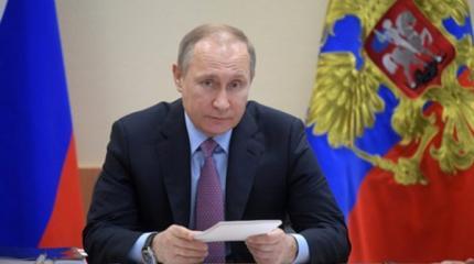 Путин: РФ разместит флот во всех важных районах мира Путин: РФ разместит флот во всех важных районах мира