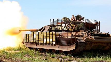 Танки ВСУ бьют в Мариупольском направлении Танки ВСУ бьют в Мариупольском направлении
