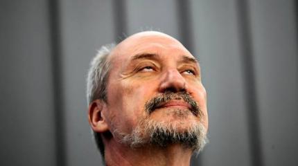 Антони Мацеревич: Польша к американской оккупации готова! Антони Мацеревич: Польша к американской оккупации готова!