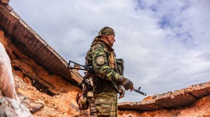 Ополченцы Донбасса наносят точечный удар по позициям ВСУ - видео